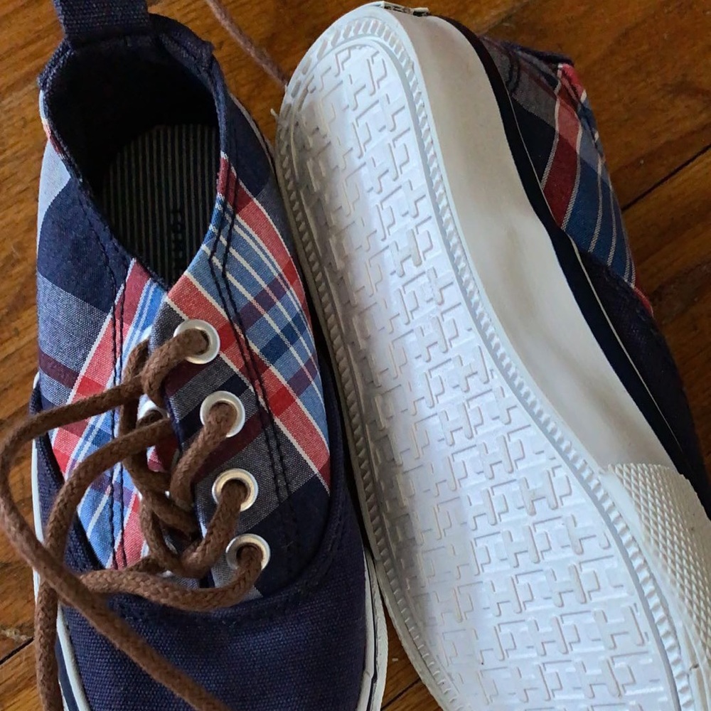 Toddler shoes never worn!